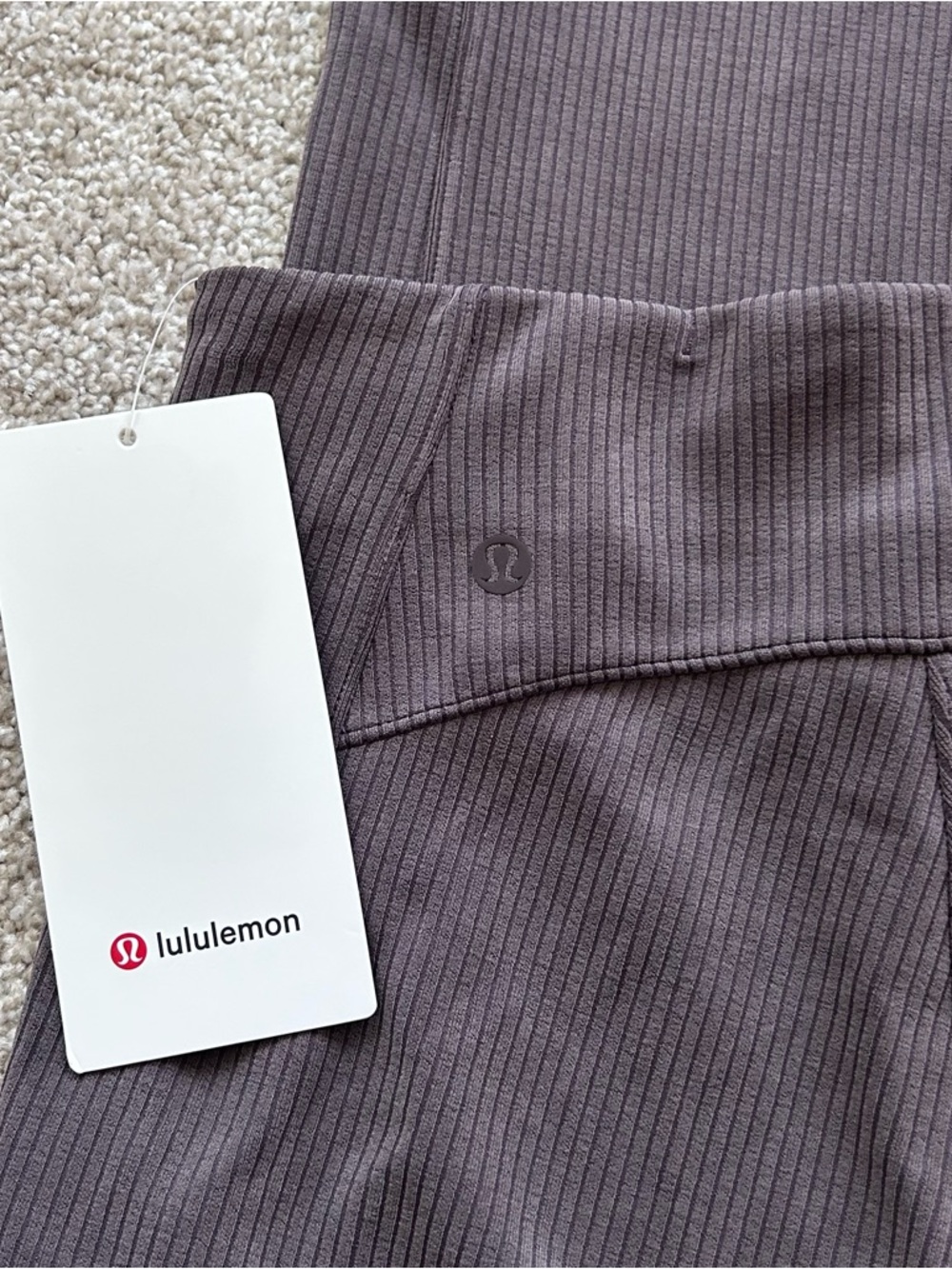 New Lululemon Ribbed Softstreme Zip-Leg HR Crop 25" Espresso Size 4 NWT - Picture 12 of 12